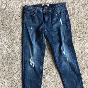 Zara distresses jeans US size 6
